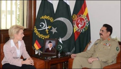 GermanDefenceMinister-MrsUrsulaVonderLeyencalledonChiefofArmyStaff(COAS)-GeneralRaheelSharif_12-9-2015_206792_l. [downloaded with 1stBrowser]