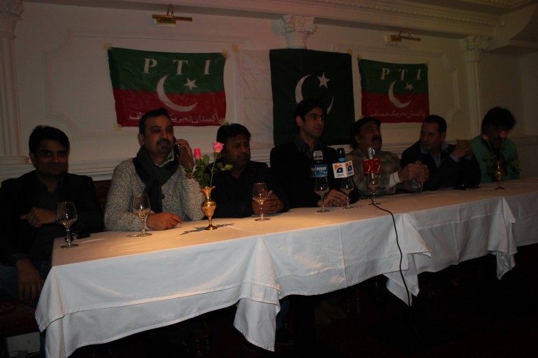 پاکستان تحریک انصاف فرانس کے صدر عمر رحمن نے ہنگامی پریس کانفرنس