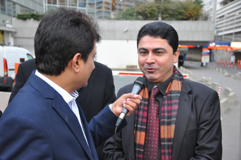 پیرس میں آج ٹی وی کے پروگرام ’’سوال ہے پاکستان کا‘‘ کی ریکارڈنگ (16)