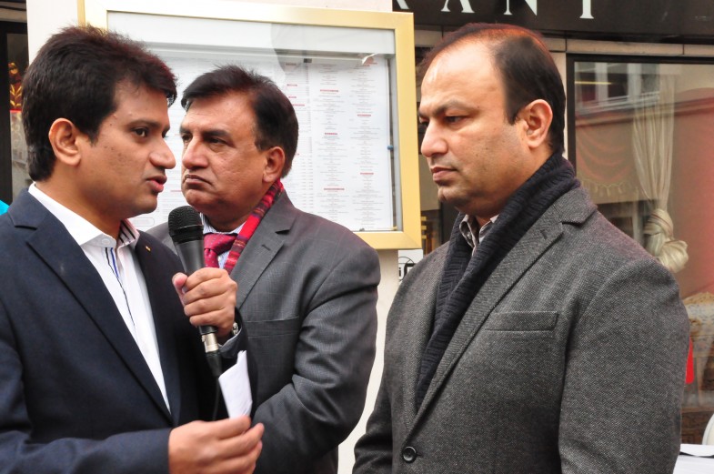 پیرس میں آج ٹی وی کے پروگرام ’’سوال ہے پاکستان کا‘‘ کی ریکارڈنگ (25)