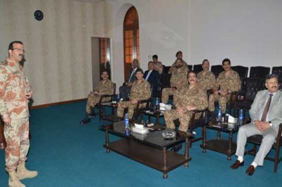 the people of Karachi Army Chief