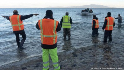 Immigrants Boat Sink