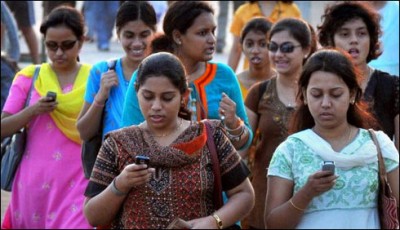 phone users reached one billion in India