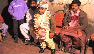 Multan: of bride and groom