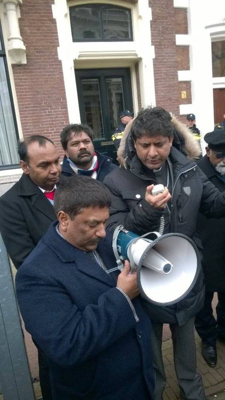 Netherlands Belgium Pakistani Christians Inhuman Treatment Against Demonstrate