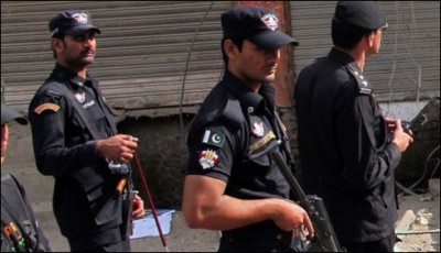  police special operations unit, 4 terrorists