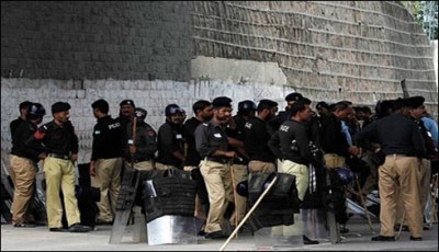  criminals, wanted to put pictures on 