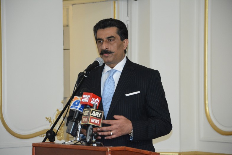 فرانسیسی طلباء و طالبات کا سفارتخانہ پاکستان پیرس کا مطالعاتی دورہ (119)