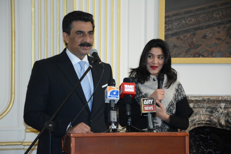 فرانسیسی طلباء و طالبات کا سفارتخانہ پاکستان پیرس کا مطالعاتی دورہ (112)