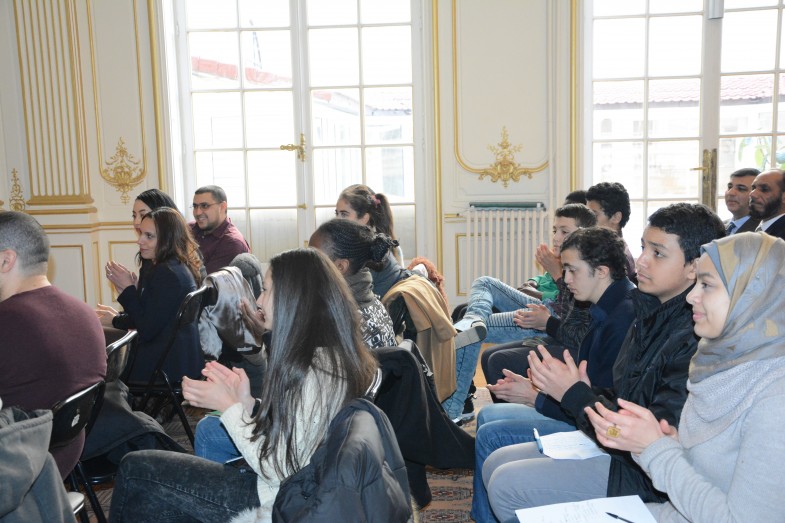 فرانسیسی طلباء و طالبات کا سفارتخانہ پاکستان پیرس کا مطالعاتی دورہ (111)