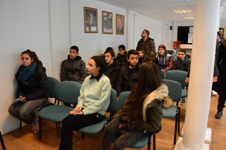 فرانسیسی طلباء و طالبات کا سفارتخانہ پاکستان پیرس کا مطالعاتی دورہ (92)