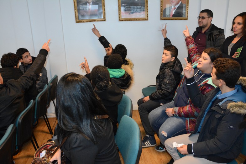 فرانسیسی طلباء و طالبات کا سفارتخانہ پاکستان پیرس کا مطالعاتی دورہ (81)