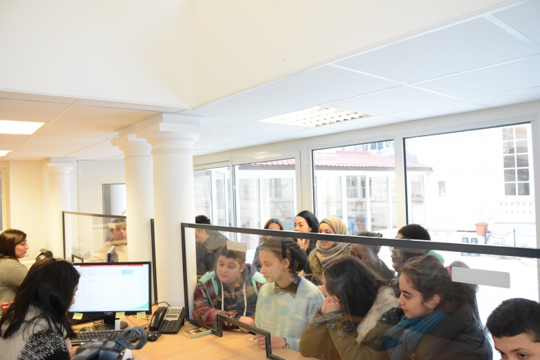 فرانسیسی طلباء و طالبات کا سفارتخانہ پاکستان پیرس کا مطالعاتی دورہ (64)