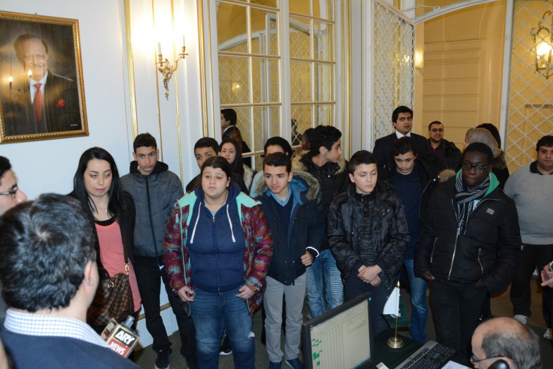 فرانسیسی طلباء و طالبات کا سفارتخانہ پاکستان پیرس کا مطالعاتی دورہ (43)