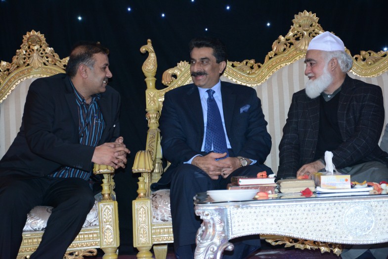 پیر امین الحسنات شاہ اور سفیر پاکستان غالب اقبال کے اعزاز میں اعشائیہ (20)