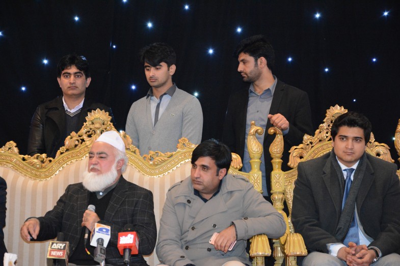 پیر امین الحسنات شاہ اور سفیر پاکستان غالب اقبال کے اعزاز میں اعشائیہ (5)