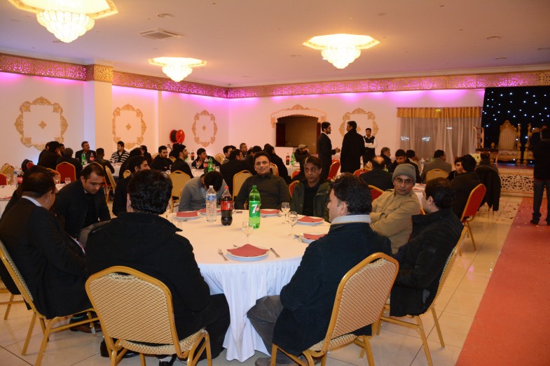 پیر امین الحسنات شاہ اور سفیر پاکستان غالب اقبال کے اعزاز میں اعشائیہ (25)