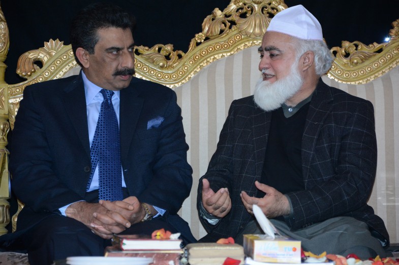 پیر امین الحسنات شاہ اور سفیر پاکستان غالب اقبال کے اعزاز میں اعشائیہ (24)