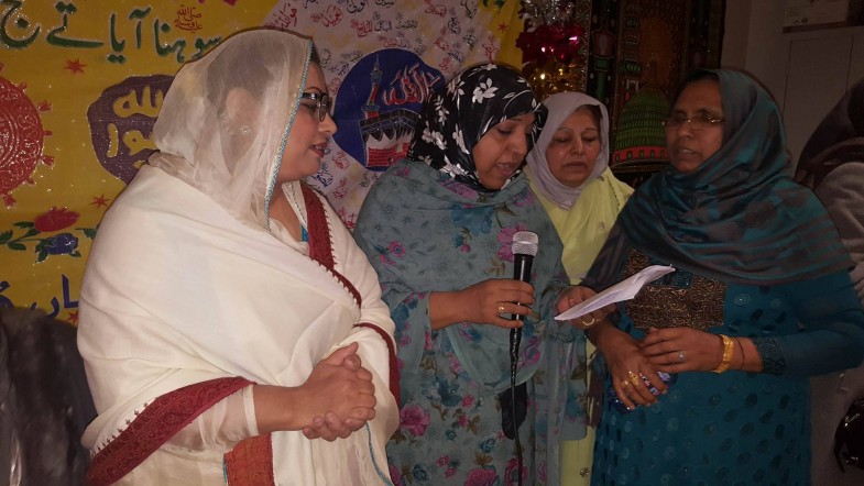 group picture masjid