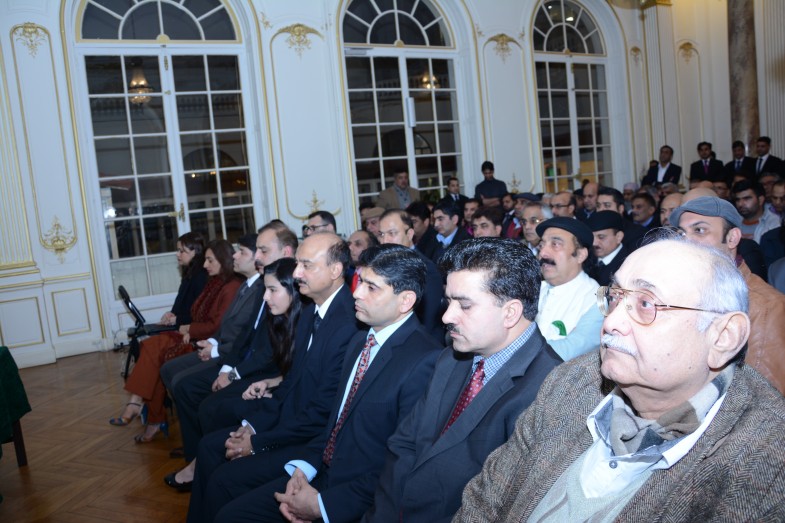 ایمبیسی آف پاکستان پیرس میں کشمیر سے یوم یکجہتی کی تقریب (21)