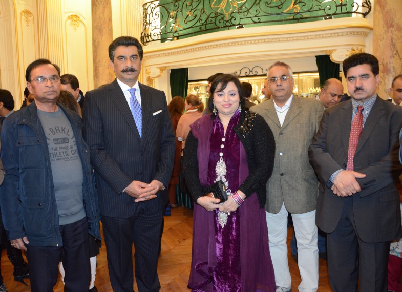 ایمبیسی آف پاکستان پیرس میں کشمیر سے یوم یکجہتی کی تقریب (9)