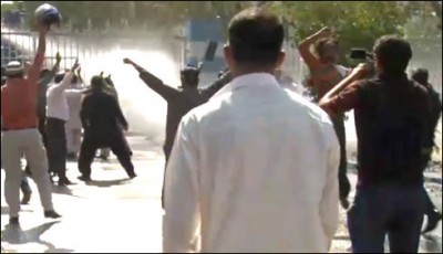 Karachi PIA striking