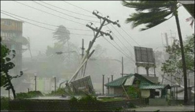 Cyclone hits Fiji