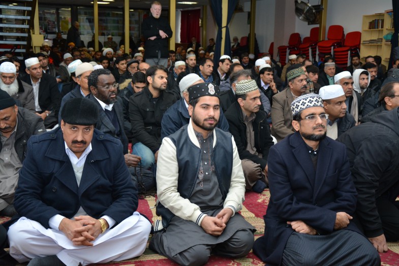 چوہدری اعظم کی خوش دامن کی نمازہ جنازہ ادارہ منہاج القرآن میں ادا کی گئی۔ (8)