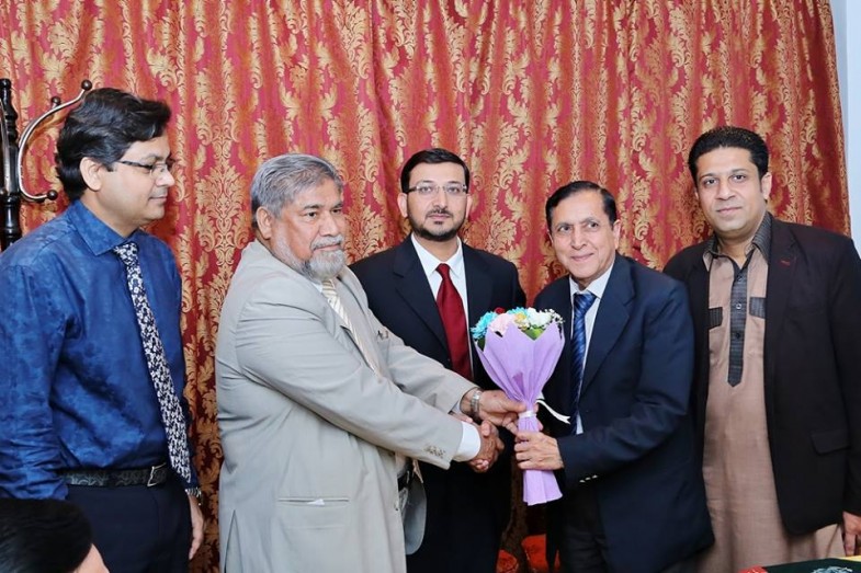 Bouqet-to-Muslim-by-Dr.-Riaz-Chauhdary