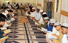 محمد نعمان قادری کی دادی محترمہ کے ختم دسواں کی محفل میں قرآن خوانی ہوگی