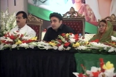 Leaks in the People'