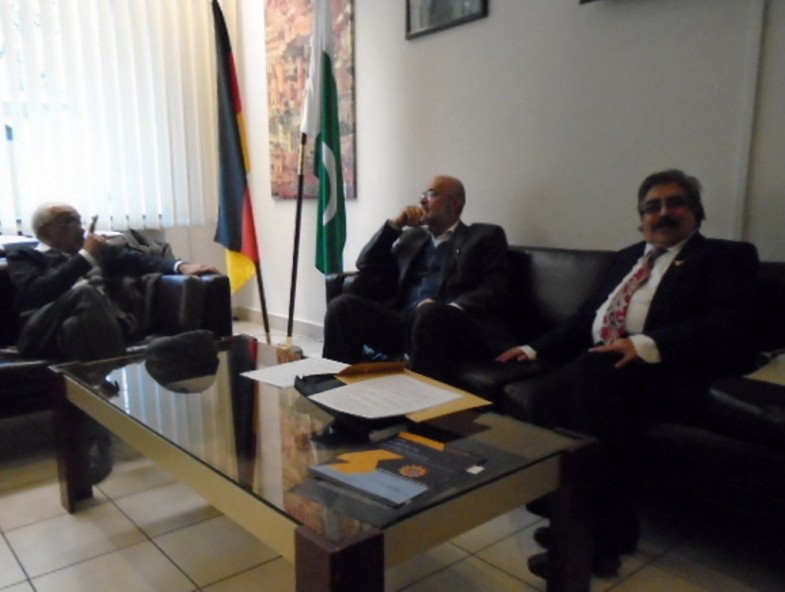 Pak & Kash Community Meeting & Demands Ambassador J. Saleem, Pak Emb Berlin (7)