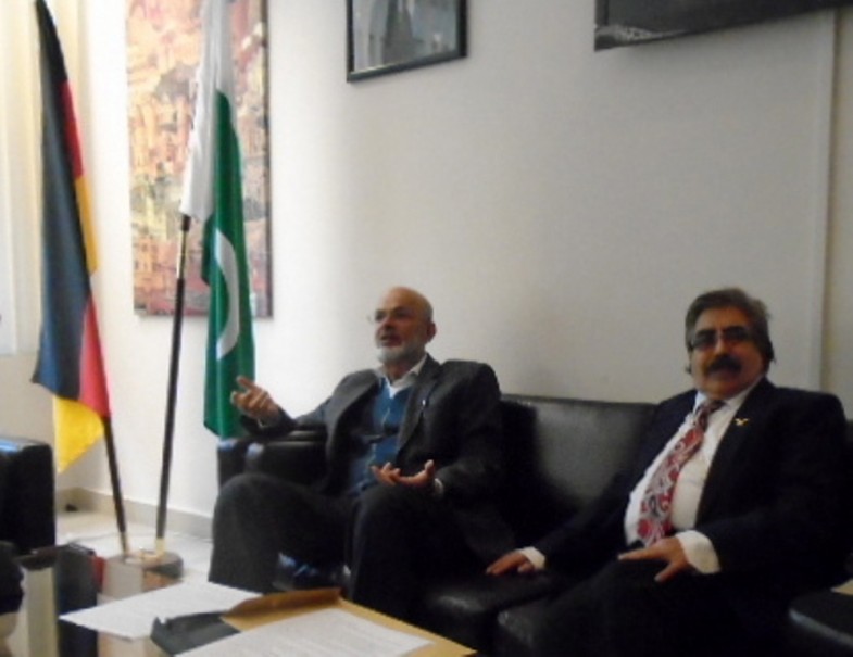 Pak & Kash Community Meeting & Demands Ambassador J. Saleem, Pak Emb Berlin (8)