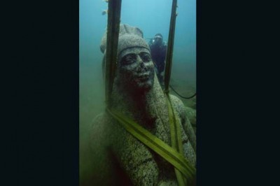 London: exhibitionLondon: exhibition