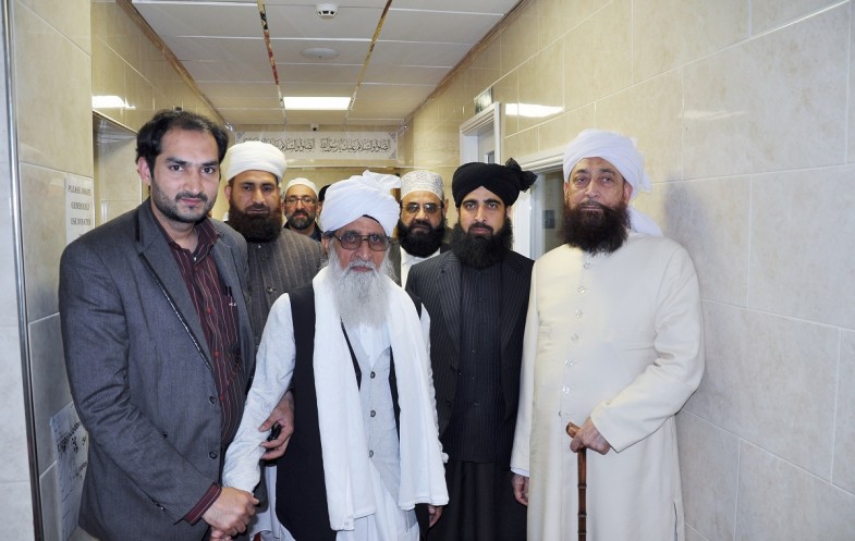 Pir Syed Haseen u Deen Shah visited Qadria Trust Birmingham UK (3)