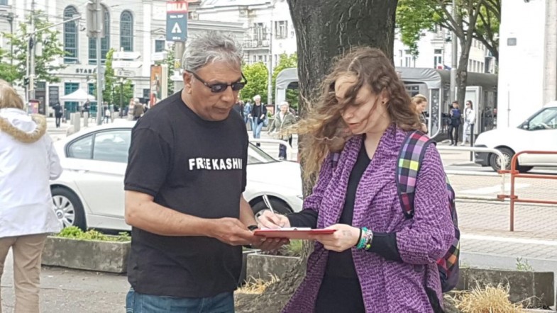 Signature Campaign Slovakia (11)