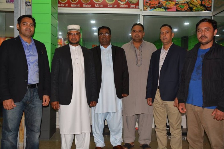 Grand Iftaar Dinner In Paris (3)