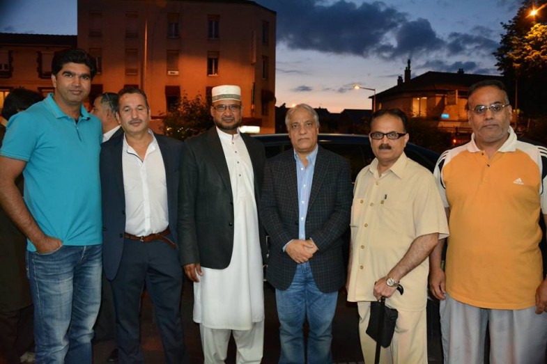 Grand Iftaar Dinner In Paris (26)