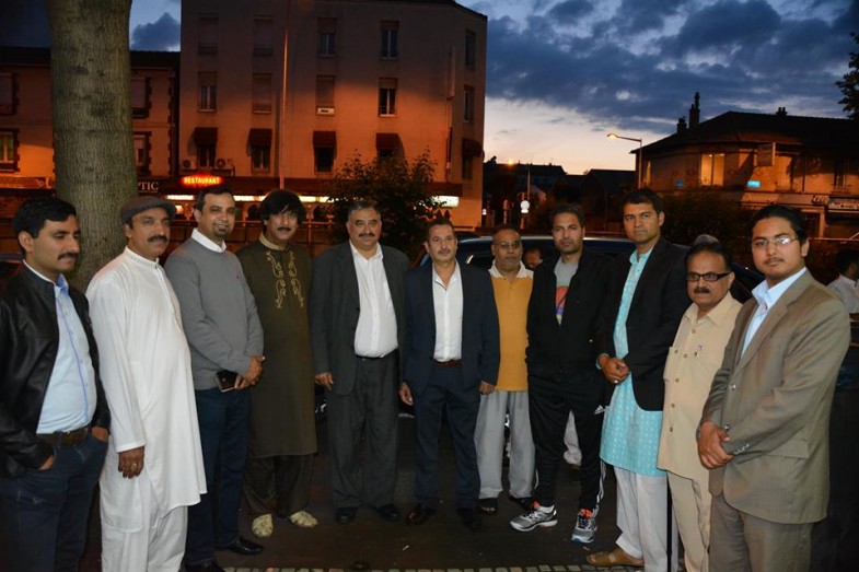 Grand Iftaar Dinner In Paris (24)