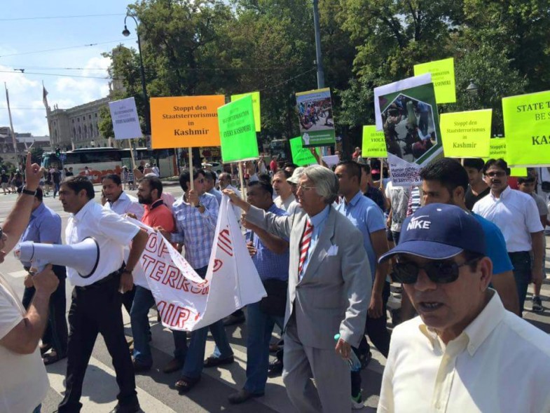Pakistani community Vienna Kashmir Solidarity Rally (23)