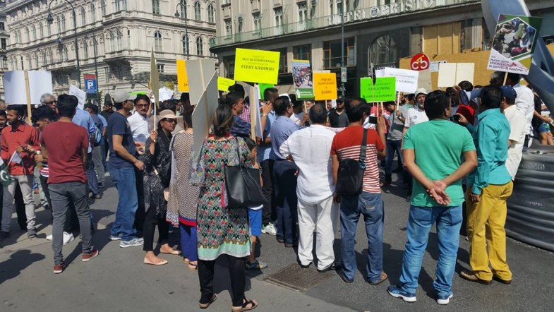 Pakistani community Vienna Kashmir Solidarity Rally (5)