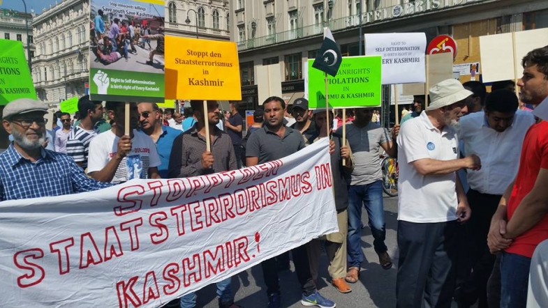 Pakistani community Vienna Kashmir Solidarity Rally (2)