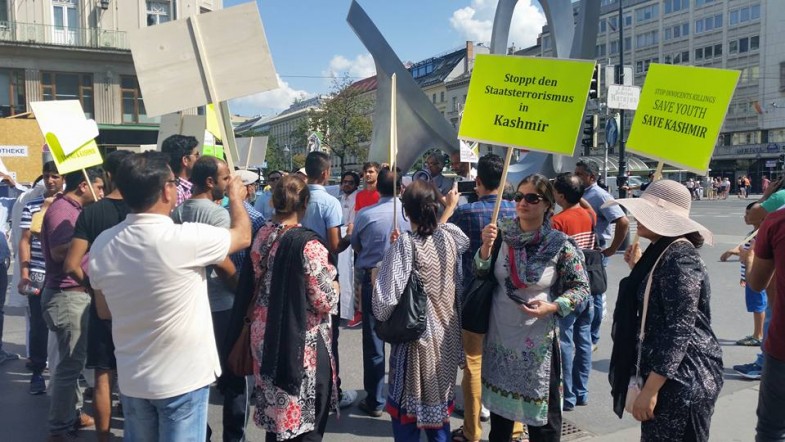 Pakistani community Vienna Kashmir Solidarity Rally (17)