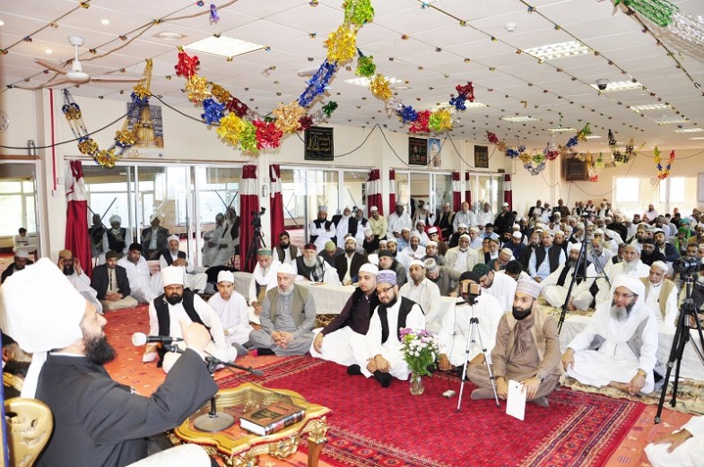 Khatam e Nabuwat wa Ameer e Millat Conference Birmingham UK (14)