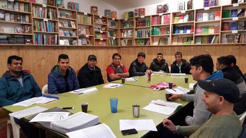 Minhaj Center me next Deutsch Course