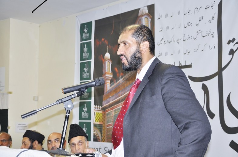 Pakistan Independence Day Celebration in Bahu Centre UK (8)