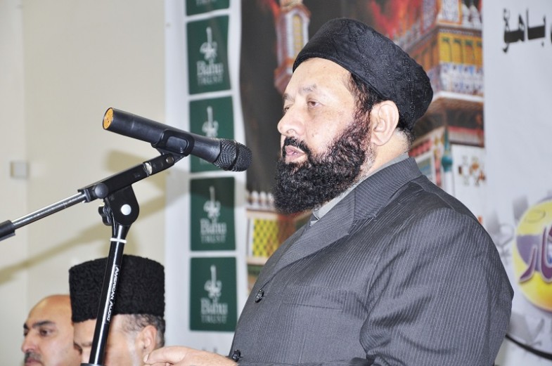 Pakistan Independence Day Celebration in Bahu Centre UK (20)