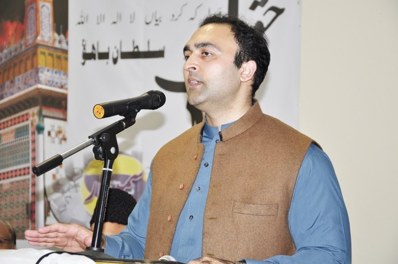 Pakistan Independence Day Celebration in Bahu Centre UK (18)