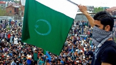 Pakistani Flags in Kashmir
