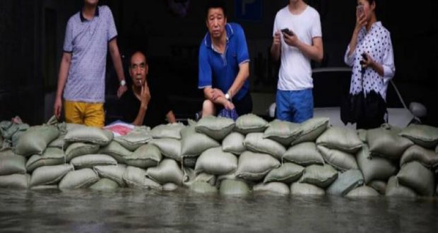 Pakistani,aid,for,flood,victims,received,by,Chinese,Government